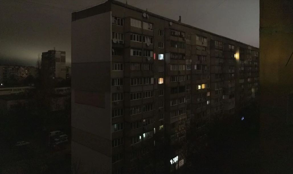Масштабний блекаут у Криму: окупанти ввели аварійні відключення світла в Севастополі Масштабний блекаут у Криму: окупанти ввели аварійні відключення світла в Севастополі